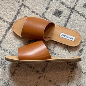Brand new in box Steve Madden Slides, 8.5